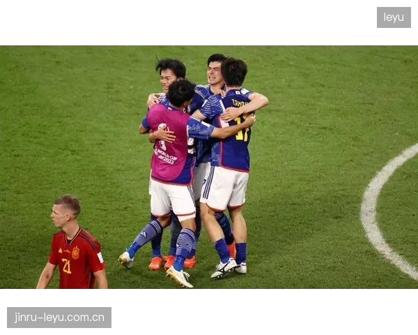 日本队已连续第八次晋级世界杯决赛圈,稳定的大赛经验是球队宝贵的无形资产。 日本队已连续第八次晋级世界杯决赛圈,稳定的大赛经验是球队宝贵的无形资产。